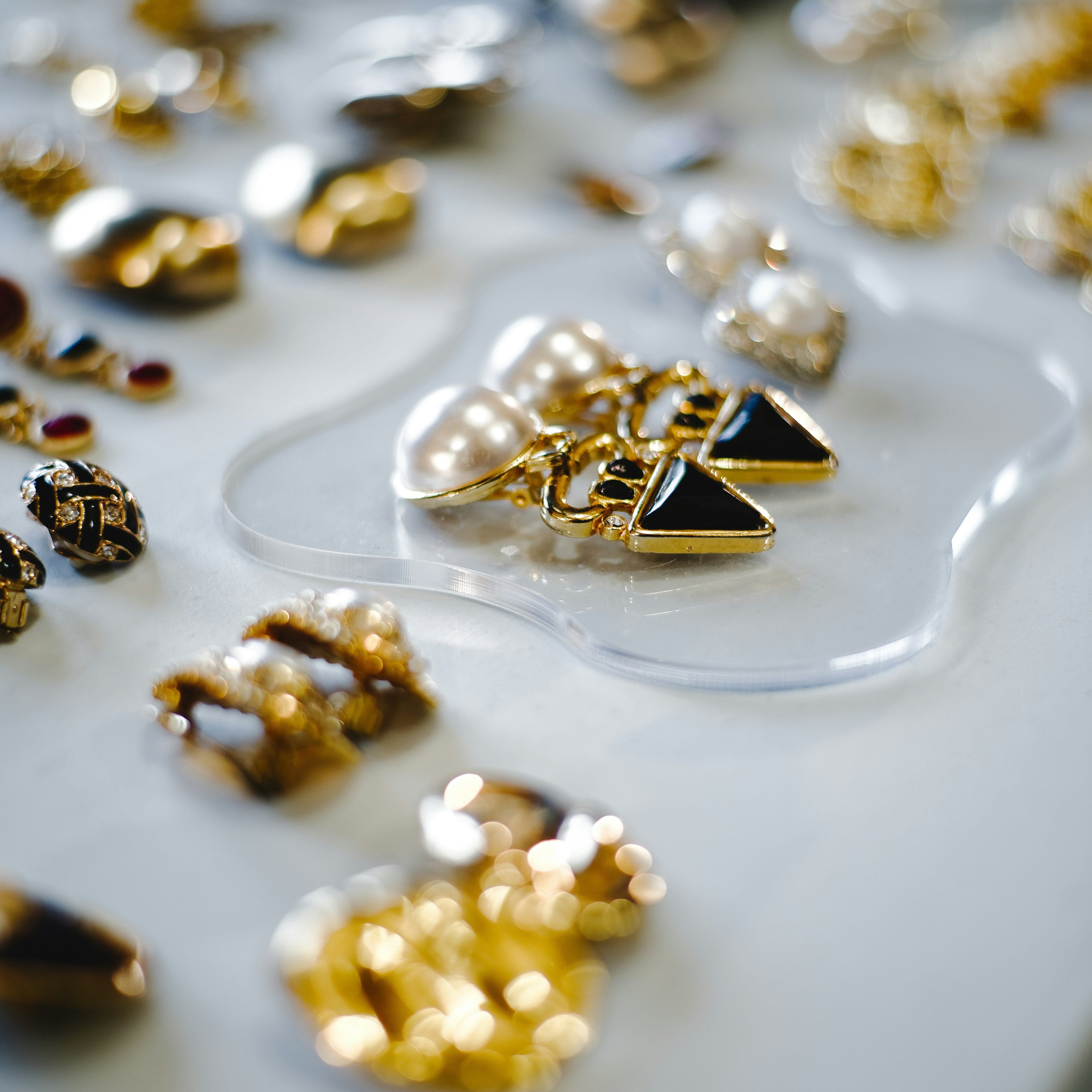 Златни обеци